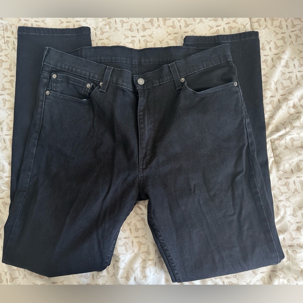 Levis Jeans - Picture 1 of 5